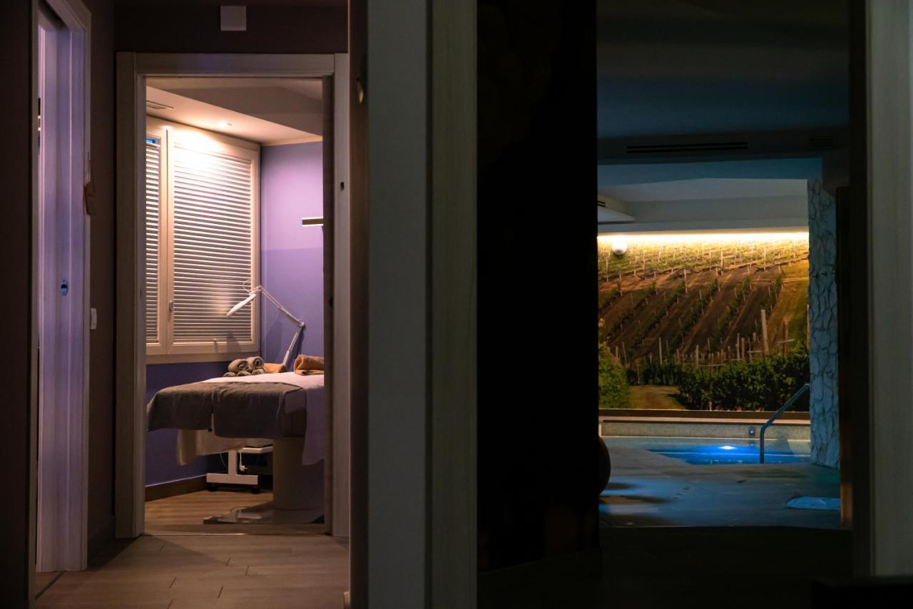 Wine Hotel San Giacomo Activity & Wellness Paderno del Grappa Exterior foto