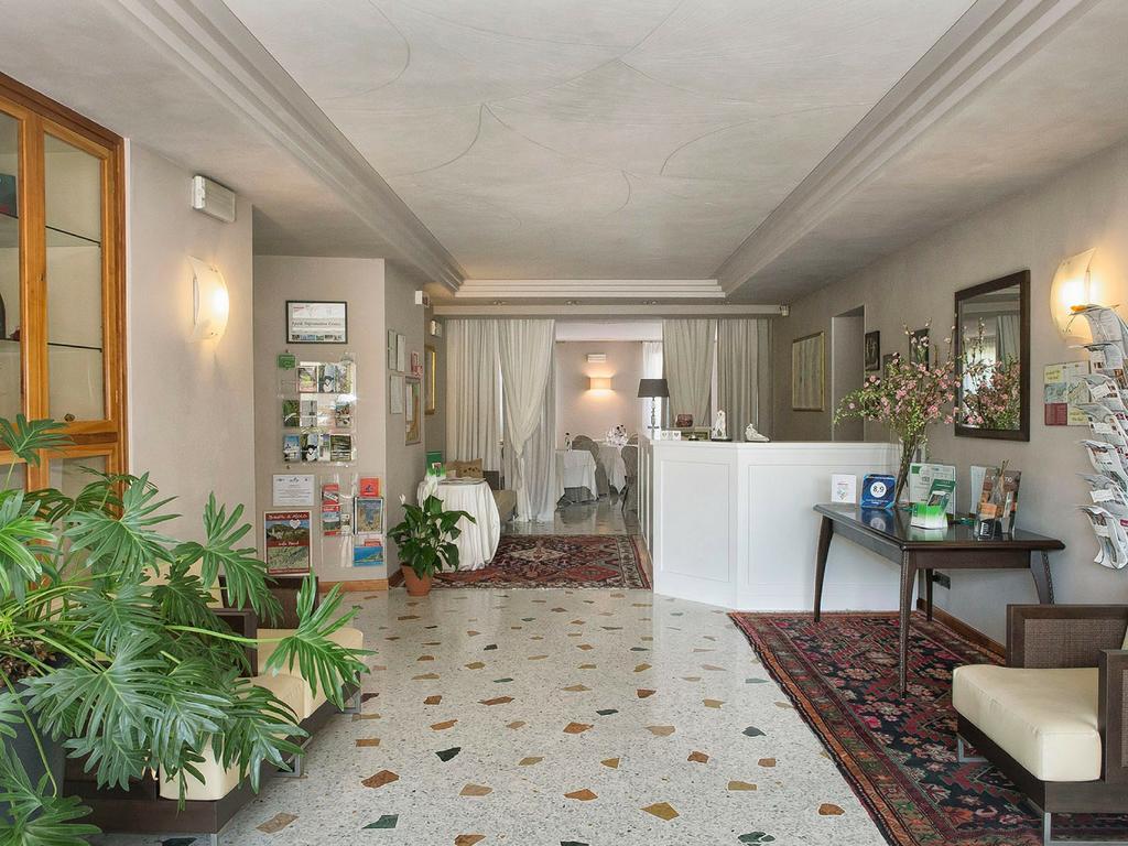 Wine Hotel San Giacomo Activity & Wellness Paderno del Grappa Exterior foto