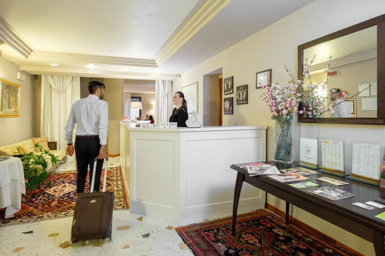 Wine Hotel San Giacomo Activity & Wellness Paderno del Grappa Exterior foto