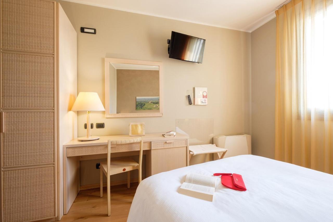 Wine Hotel San Giacomo Activity & Wellness Paderno del Grappa Exterior foto
